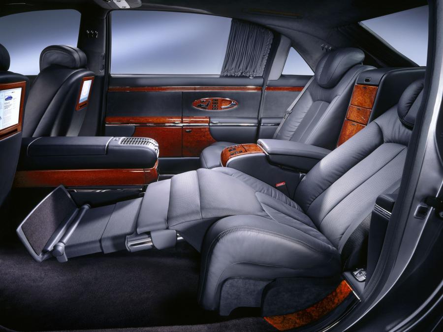 Интерьер Maybach 62 (V240) 2002 года  (фото 166 из 248)